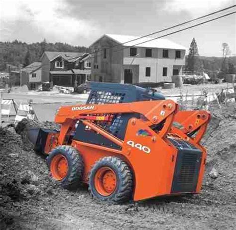 daewoo 440 skid steer specs|doosan 440 loader specs.